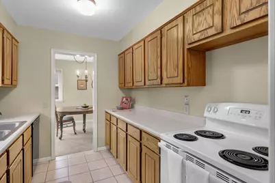 4057 Hampshire Avenue N, Crystal, MN 55427 - Photo 7