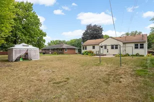 4057 Hampshire Ave N, Crystal, MN 55427 - Photo 23