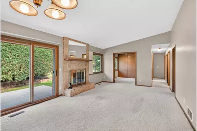 2813 Robinwood Way, Woodbury, MN 55125 - Photo 7