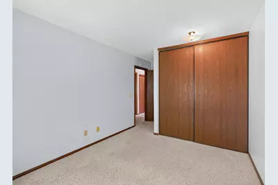 2813 Robinwood Way, Woodbury, MN 55125 - Photo 21