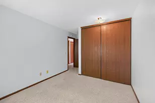2813 Robinwood Way, Woodbury, MN 55125 - Photo 21