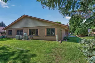 2813 Robinwood Way, Woodbury, MN 55125 - Photo 29