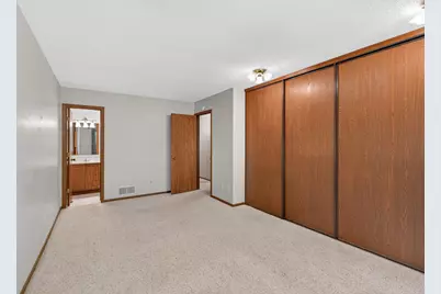 2813 Robinwood Way, Woodbury, MN 55125 - Photo 23