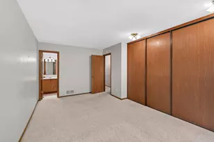 2813 Robinwood Way, Woodbury, MN 55125 - Photo 23