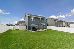 540 Waterford Pl, Waconia, MN 55387 - Photo 39