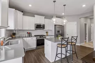 540 Waterford Pl, Waconia, MN 55387 - Photo 15