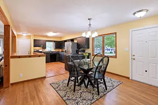 1404 Plainview Ln, Albert Lea, MN 56007 - Photo 9