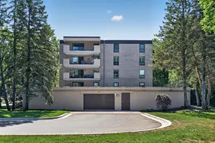 6730 Vernon Ave S, Edina, MN 55436 - Photo 23