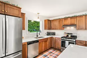 326 Bellis St, Duluth, MN 55803 - Photo 13
