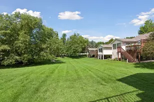 13323 Glenhaven Ct, Apple Valley, MN 55124 - Photo 11