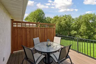 13323 Glenhaven Ct, Apple Valley, MN 55124 - Photo 9