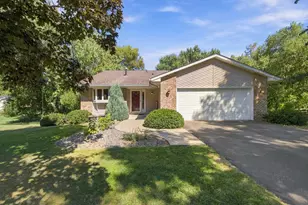 7003 Park View Ln, Eden Prairie, MN 55346 - Photo 1