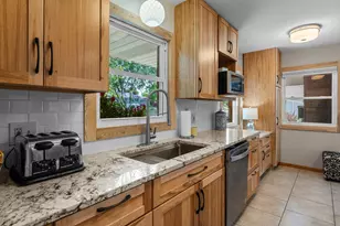 9218 Russell Ave S, Bloomington, MN 55431 - Photo 23