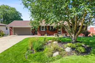 9218 Russell Ave S, Bloomington, MN 55431 - Photo 9