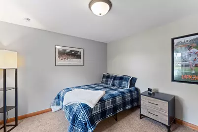 9218 Russell Avenue S, Bloomington, MN 55431 - Photo 41