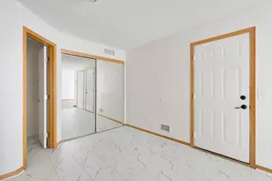 11240 Providence Ln, Eden Prairie, MN 55344 - Photo 9