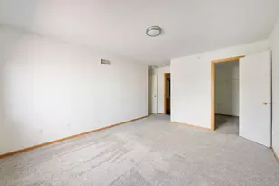 11240 Providence Ln, Eden Prairie, MN 55344 - Photo 15