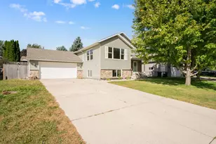 829 4th Ave NE, Byron, MN 55920 - Photo 1