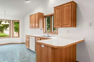 1284 Quincy Cir, Shakopee, MN 55379 - Photo 25