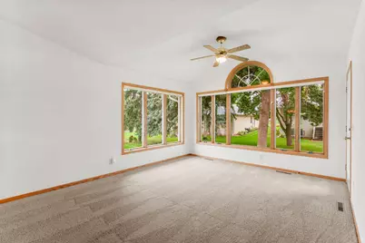 1284 Quincy Circle, Shakopee, MN 55379 - Photo 21