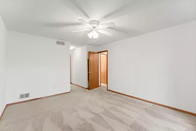 1284 Quincy Circle, Shakopee, MN 55379 - Photo 31