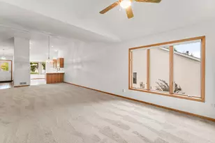 1284 Quincy Cir, Shakopee, MN 55379 - Photo 15