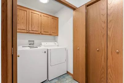 1284 Quincy Circle, Shakopee, MN 55379 - Photo 29