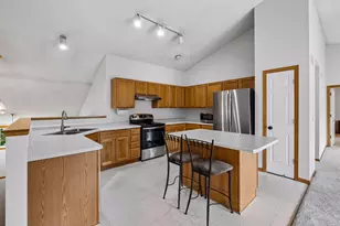 6646 154th St W, Apple Valley, MN 55124 - Photo 7