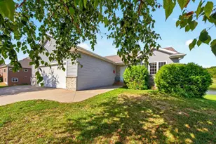 810 7th Ave SW, Pine Island, MN 55963 - Photo 1