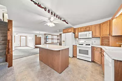 1201 2nd Avenue NW, Faribault, MN 55021 - Photo 7