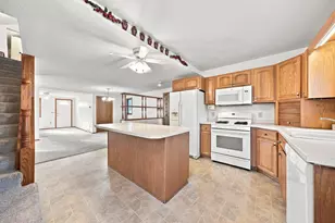 1201 2nd Ave NW, Faribault, MN 55021 - Photo 7