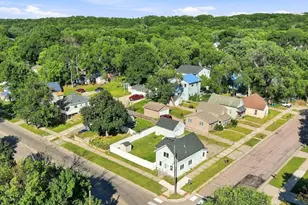 1201 2nd Ave NW, Faribault, MN 55021 - Photo 3