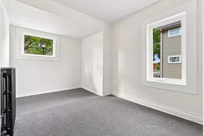 483 Lawson Avenue W, Saint Paul, MN 55117 - Photo 11
