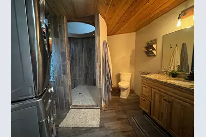 425 N Main Street, Center City, MN 55012 - Photo 17