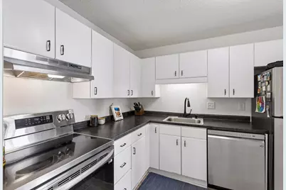 78 10th Street E #2408, Saint Paul, MN 55101 - Photo 5