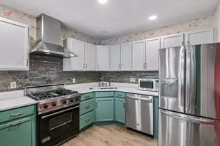 64 Thompson Ave W, West Saint Paul, MN 55118 - Photo 17