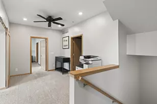 530 Grant Street E, Minneapolis, MN 55404 - Photo 23