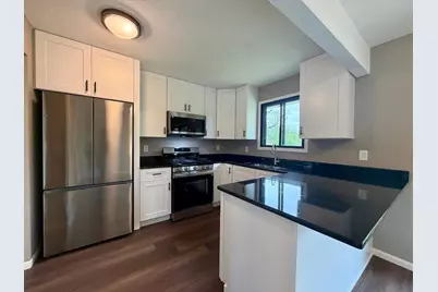 1612 69th Avenue N, Brooklyn Center, MN 55430 - Photo 3