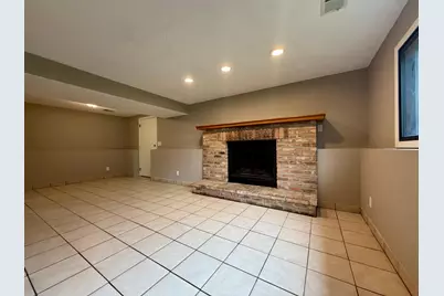 1612 69th Avenue N, Brooklyn Center, MN 55430 - Photo 13