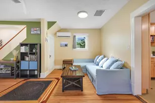 210 W 43rd St, Minneapolis, MN 55409 - Photo 11