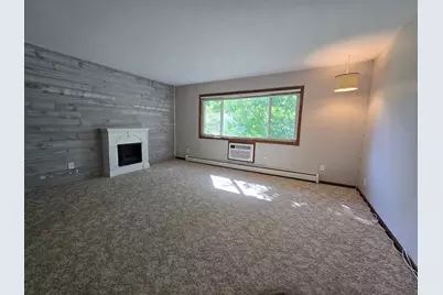 1221 Madison Avenue #215, Detroit Lakes, MN 56501 - Photo 3