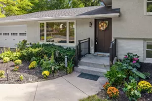 11325 Interlachen Rd, Chisago City, MN 55013 - Photo 3