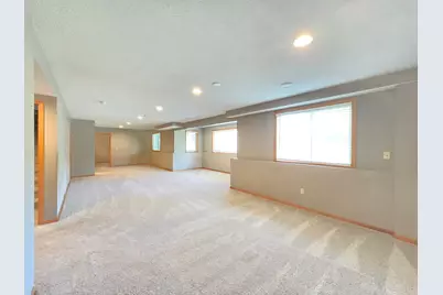 4625 Edinbrook Terrace, Brooklyn Park, MN 55443 - Photo 21