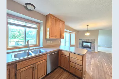 4625 Edinbrook Terrace, Brooklyn Park, MN 55443 - Photo 7