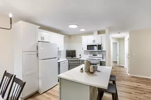 4205 Shirlee Ln N, Shoreview, MN 55126 - Photo 3