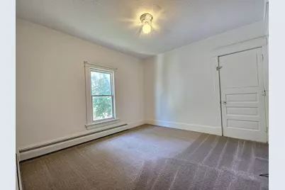 229 S Elm Street, Fairmont, MN 56031 - Photo 9
