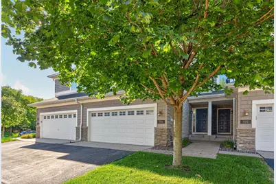 594 Sutherland Drive, Woodbury, MN 55129 - Photo 3