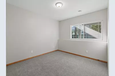 594 Sutherland Drive, Woodbury, MN 55129 - Photo 23