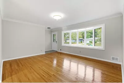 2795 Farrington Street, Roseville, MN 55113 - Photo 15