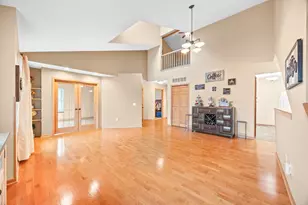 111 Morningside Dr NE, Hutchinson, MN 55350 - Photo 13